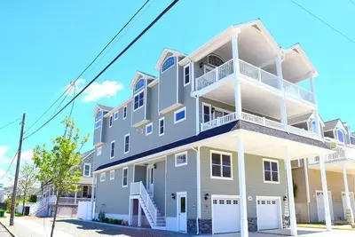 Image de 7 Bedroom Home Sleeps 18