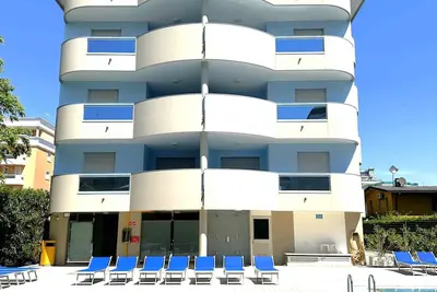 Image de Appartement de vacances avec piscine à proximité de la mer