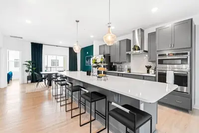 Image de Spacious Downtown Raleigh Urban Retreat 2400 Sq. Ft.