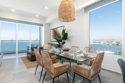 Image de Vista Hermosa en Depa Lujoso Punta Bahia