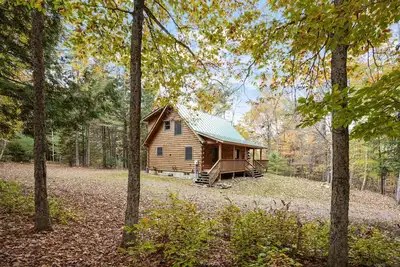 Image de Luigi's Lodge - Hidden Pet Friendly Cabin in Landaff, Near Loon and Cannon