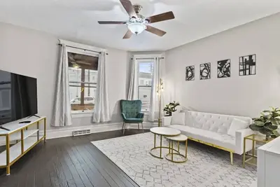 Image de Family Friendly Home for 8