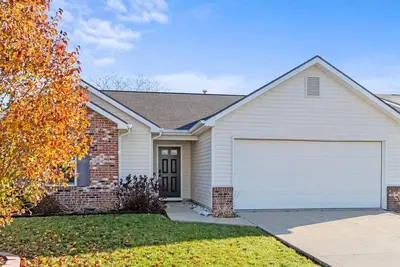 Image de Home for 5 w/Garage and Yard