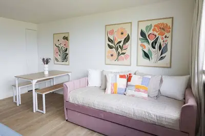 Image de Stylish and Cozy One-Bedroom at Island Colony