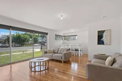 Image de Morgan Abode - Walk to Cbd, Modern Escape