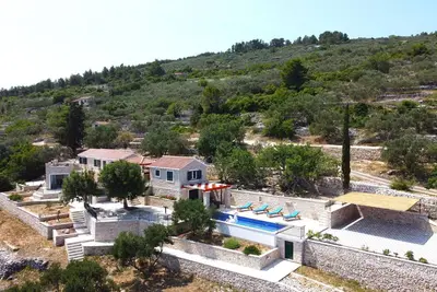 Image de Merveilleuse maison de vacances privée avec internet, climatisation, piscine privée, Tv, terrasse
