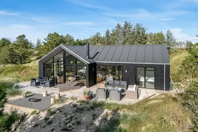 \"Helga\" - 900m from the sea by Interhome