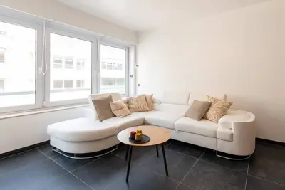 Image de Appartement situé au centre, proximité de la plage