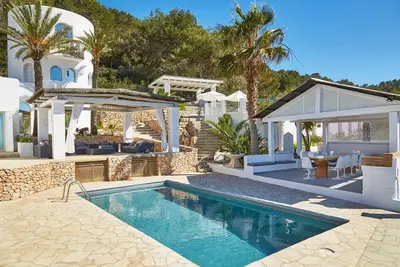 Belle villa avec vue sur la mer