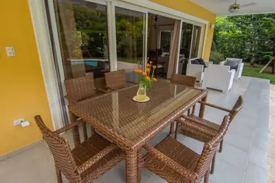 Image de 2bd 2bt villa, pool/internet/Tv/garden/Ac