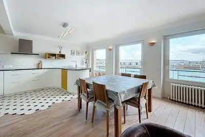 Image de Appartement spacieux au cœur de Granville, 3 chambres, Wi-Fi gratuit, parking inclus