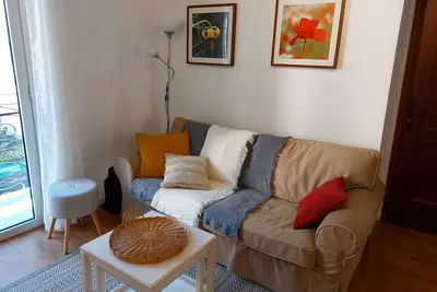 Image de Appartement traversant avec balcon au centre de Cauterets