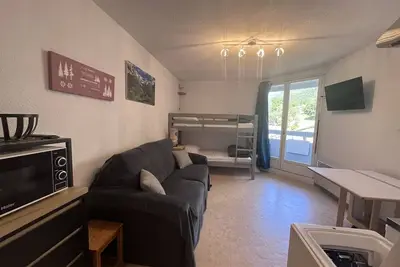 Image de Studio central avec parking gratuit près des télécabines