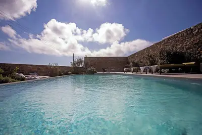 Image de Mykonian Luxury 4 Bd Villa Filyra w Private pool