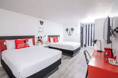 Image de Mickey dormitory room 10 min from Disney