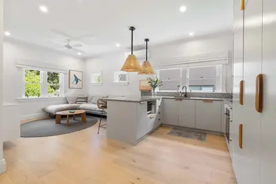 Image de Bright & Stylish Entire Rose Bay Apartment