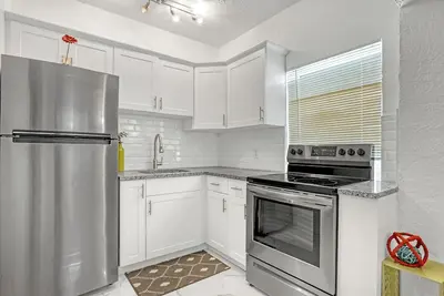 Image de Entire guesthouse in Hutchinson Island Walk To Beach/Restaurants