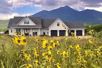 Image de Spacious 4-bedroom house. Super quiet. close to snowbowl. Hour from Grand Canyon