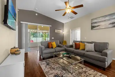 Image de Charming 3-bedroom house in fantastic Haines City with WiFi, Ac, near Disney