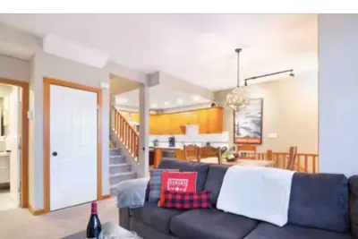 Image de Superb Whistler Mountain 2Bd\/3Bth