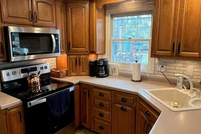 Image de Spacious 4-bedroom house within walking distance to the Nfl Draft.