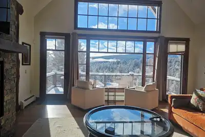 Image de Mountain Escape. 4-bedrooms, 20 acres, 40-mins to Yellowstone, 10-min to Big Sky