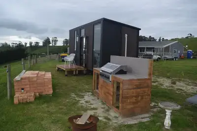Image de Bruce Farm Alpaca Cabin 2 by Tiny Away