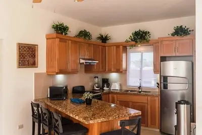 Image de Private pool, free car, waterpark, garden, Ac, WiFi, Tv minigolf… What else?
