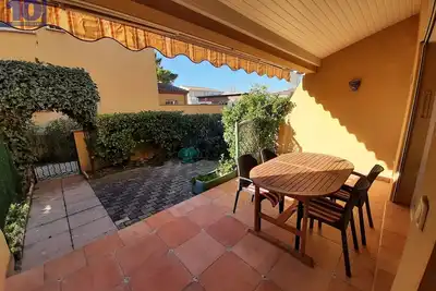 Image de Valras-Plage: Pavillon 6 pers, Piscine, Parking privé
