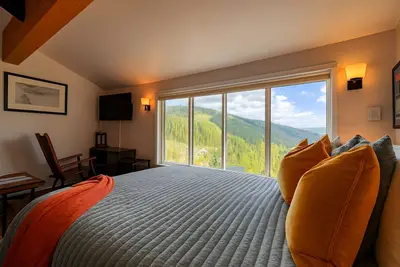 Image de Ride to Schweitzer Chairlifts & Trails - Perfect Summer Getaway