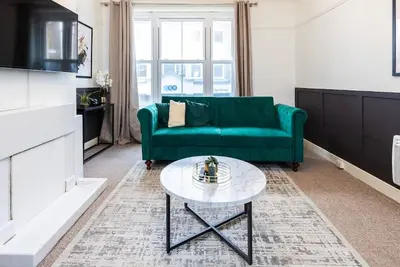 Image de 3br Gorgeous Home City Centre in High Street by Luxiety Stays