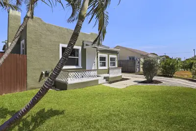 Image de Upgraded Four Bedroom - Palm Wave Stays