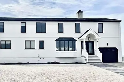 Image de Bayview Sands - Modern, Pet Friendly, 6 Br/3ba on the Water!