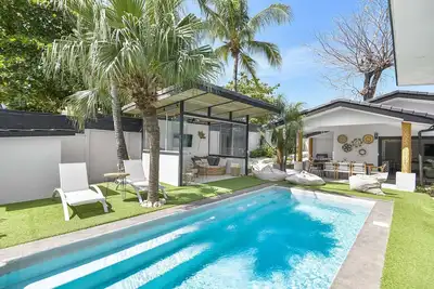 Image de 4 Bedroom 8 Guests Walk to Beach Private Pool Playa Langosta Tamarindo