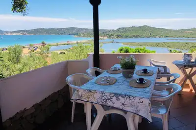 Image de Two-room apartment Corbezzolo sea view 250 mt beach