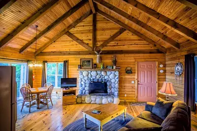 Image de Lake view Rustic Log Cabin