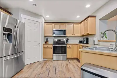 Image de Stunning Remodeled Private Home Sleeps 16