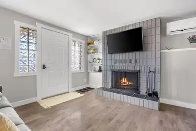 Image de 1 Bedroom Ground Level Suite on the Wine Trail (Close to everything! )