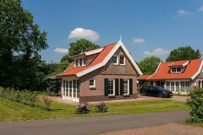 Image de The Pimpelmees is a cosy, spacious holiday home that is fully equipped for a wonderful, comfortable and relaxing holiday.