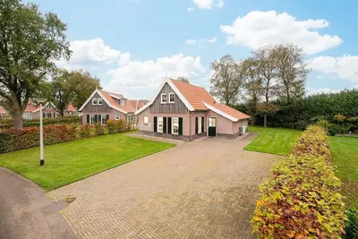 Image de In this beautifully furnished luxury villa for 6 people you can enjoy a comfortable stay in Overijssel with your family and friends
