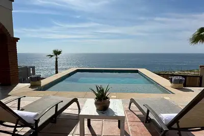 Image de Charming 3-bedroom villa with Ac, incredible ocean views. \n