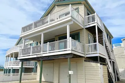 Image de Sweeping Ocean Views-Located in the quiet end of Sea Isle