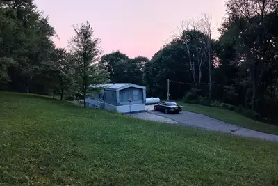 Image de Clean, updated 3-bedroom mobile home in peaceful, Glenmoor Ohio with Ac, WiFi