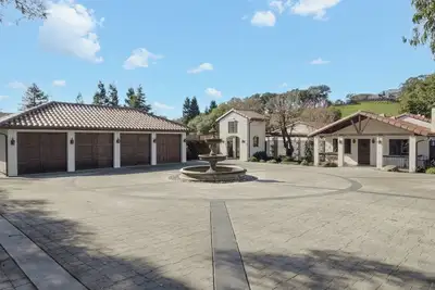 Image de Elegant Napa Estate With Views