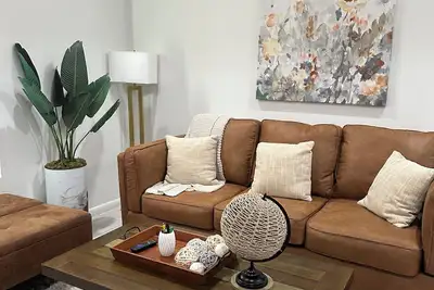 Image de 3 Bd\/ 2 Bth in Gated Apartment Subdivision