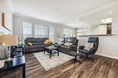 Image de Charming 2 bed/2 bath apartment 0, 3 mile to Md Anderson