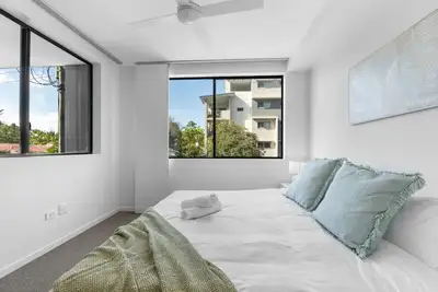 Image de The Eton - Brand New Central Nundah Modern 1 Bedroom Apt with Parking Netflix