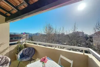 Image de Studio Azur - terrasse et parking, 10 mn à pied mer
