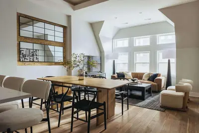 Image de Luxury Designer Penthouse|Private Deck|Gold Coast