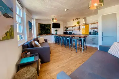 Image de Sleeps 27 -  fantastic apartments above a fun Brighton Pub! Stag & Hen Friendly!